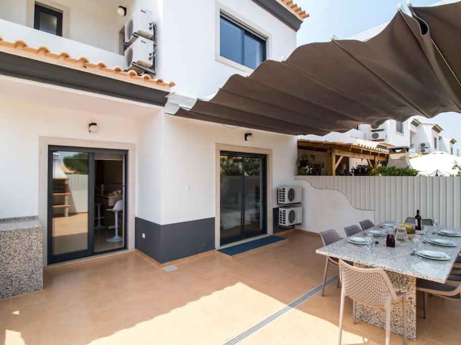 Villa Magnolia O House - Pool View & Privat Garden & Garage Albufeira Exterior foto