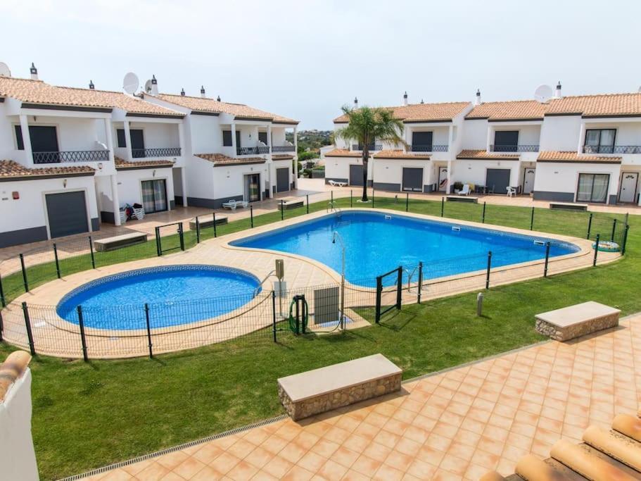 Villa Magnolia O House - Pool View & Privat Garden & Garage Albufeira Exterior foto